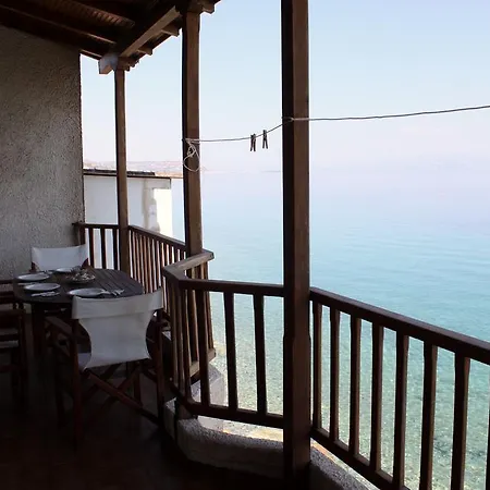 Traditional House By The Sea Derveni