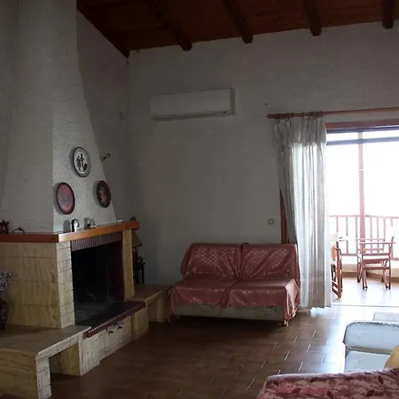 Traditional House By The Sea Hébergement de vacances *